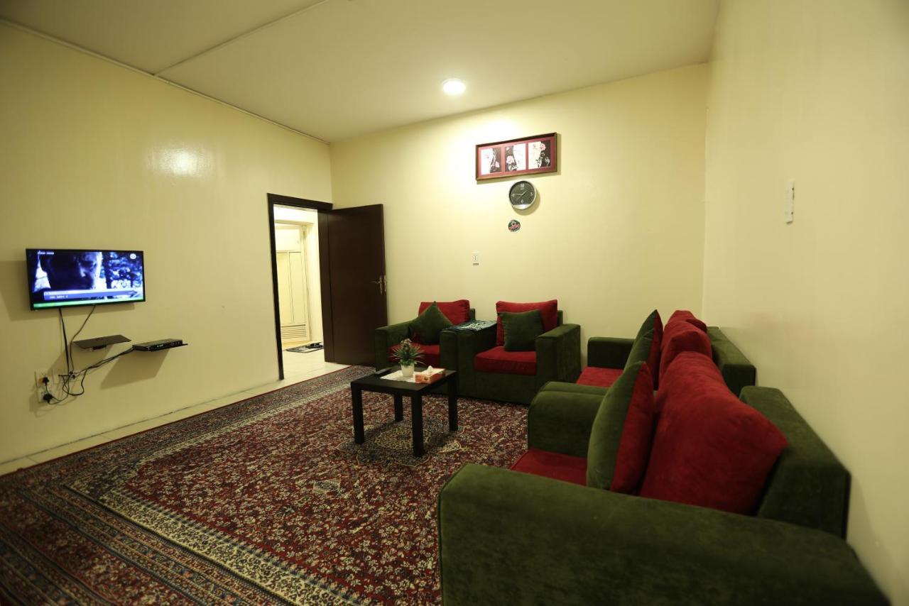 Al Eairy Apartments -Aldamam 7 Dammám Kültér fotó