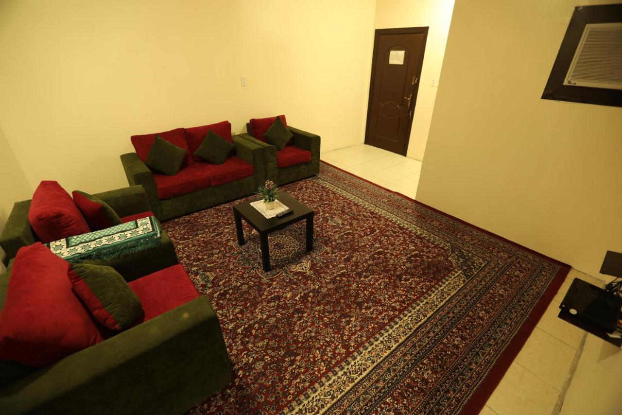 Al Eairy Apartments -Aldamam 7 Dammám Kültér fotó